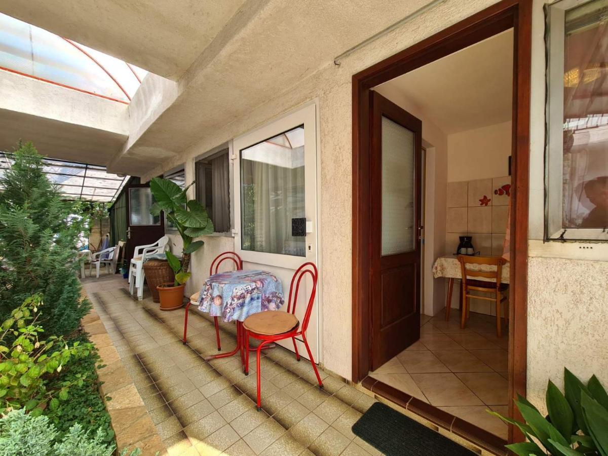 App & Rooms Rovinj 1068 ภายนอก รูปภาพ